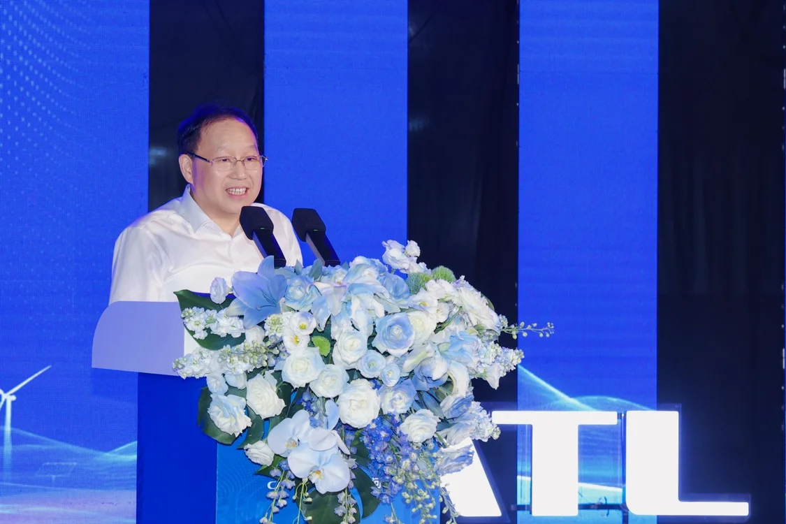 携手问界汽车共建&ldquo;厂中厂，宁德时代电池在问界超级工厂正式投产