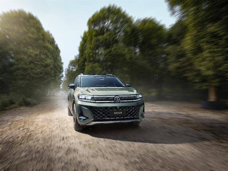 动力空间有所升级 全新揽境26.99万起 四款车型该如何选?