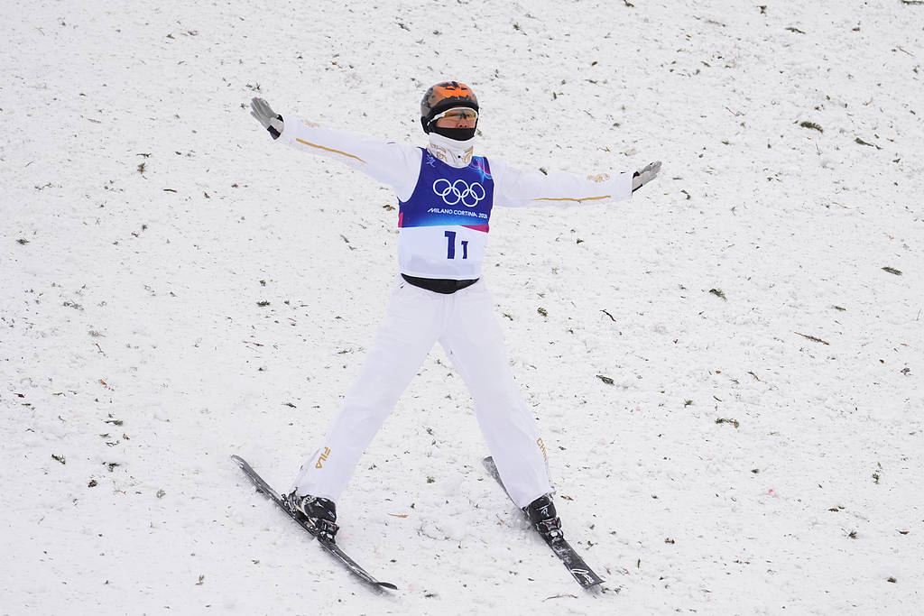 空中技巧混团决赛 中国队315.02分排名第2晋级第二轮